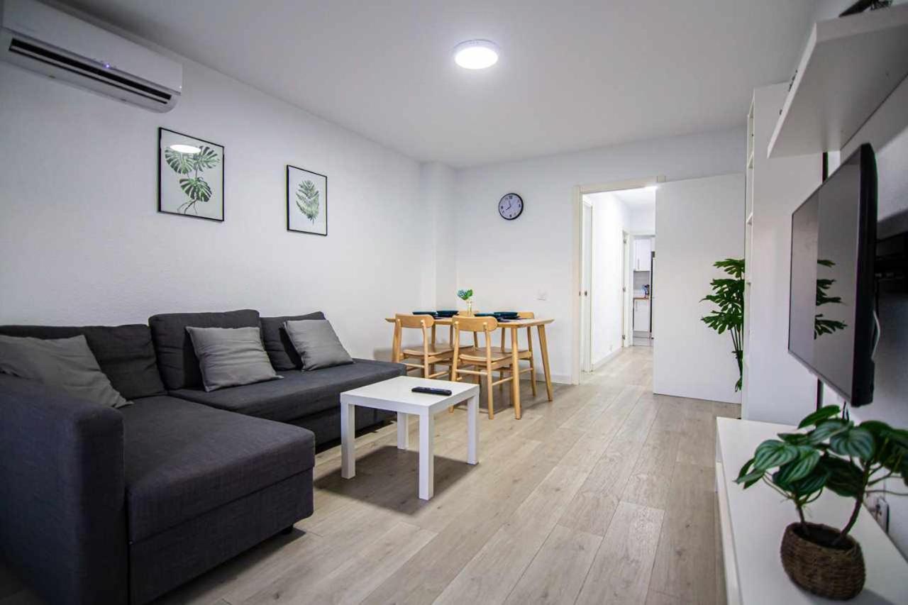 Apartamento Heroes De Sostoa Málaga Exteriör bild