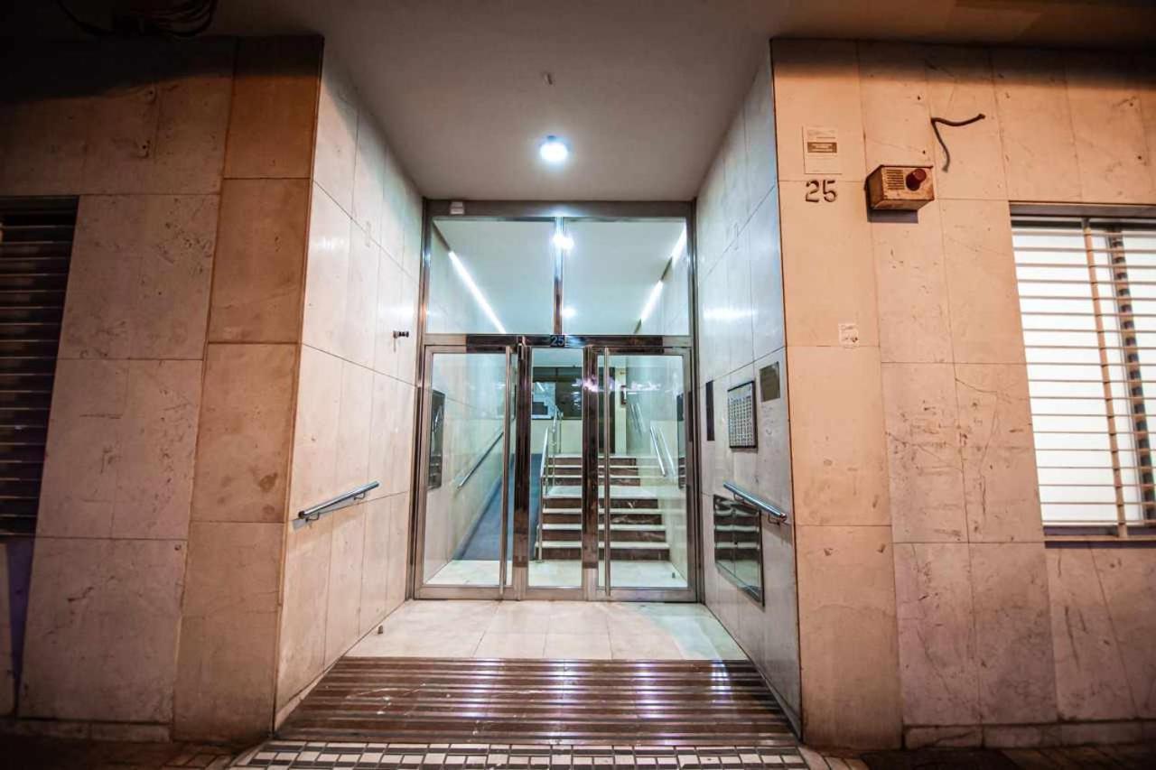 Apartamento Heroes De Sostoa Málaga Exteriör bild